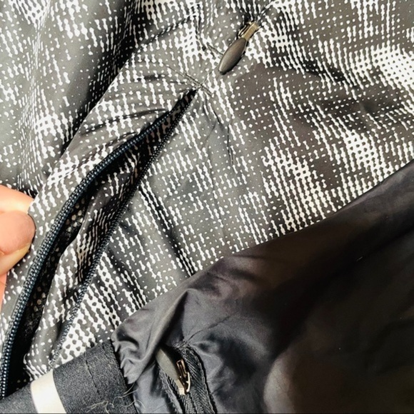 under Armour Storm Digi Camo Windbreaker Jacket - Picture 6 of 14